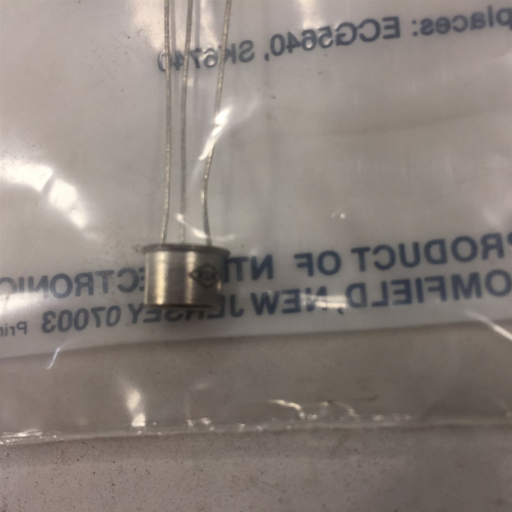 (1) NTE5640 TRIAC, 2.5A