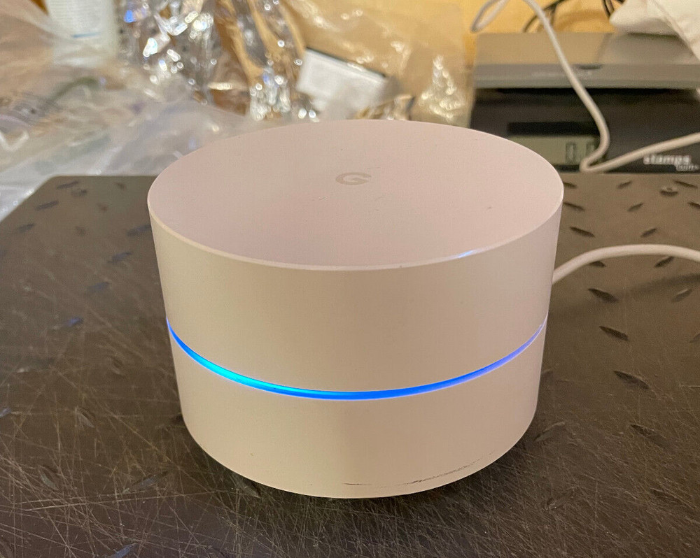 Google Bundle WiFi Model AC-1304 Mesh w/Power Cord & Wall Mount Bracket Working