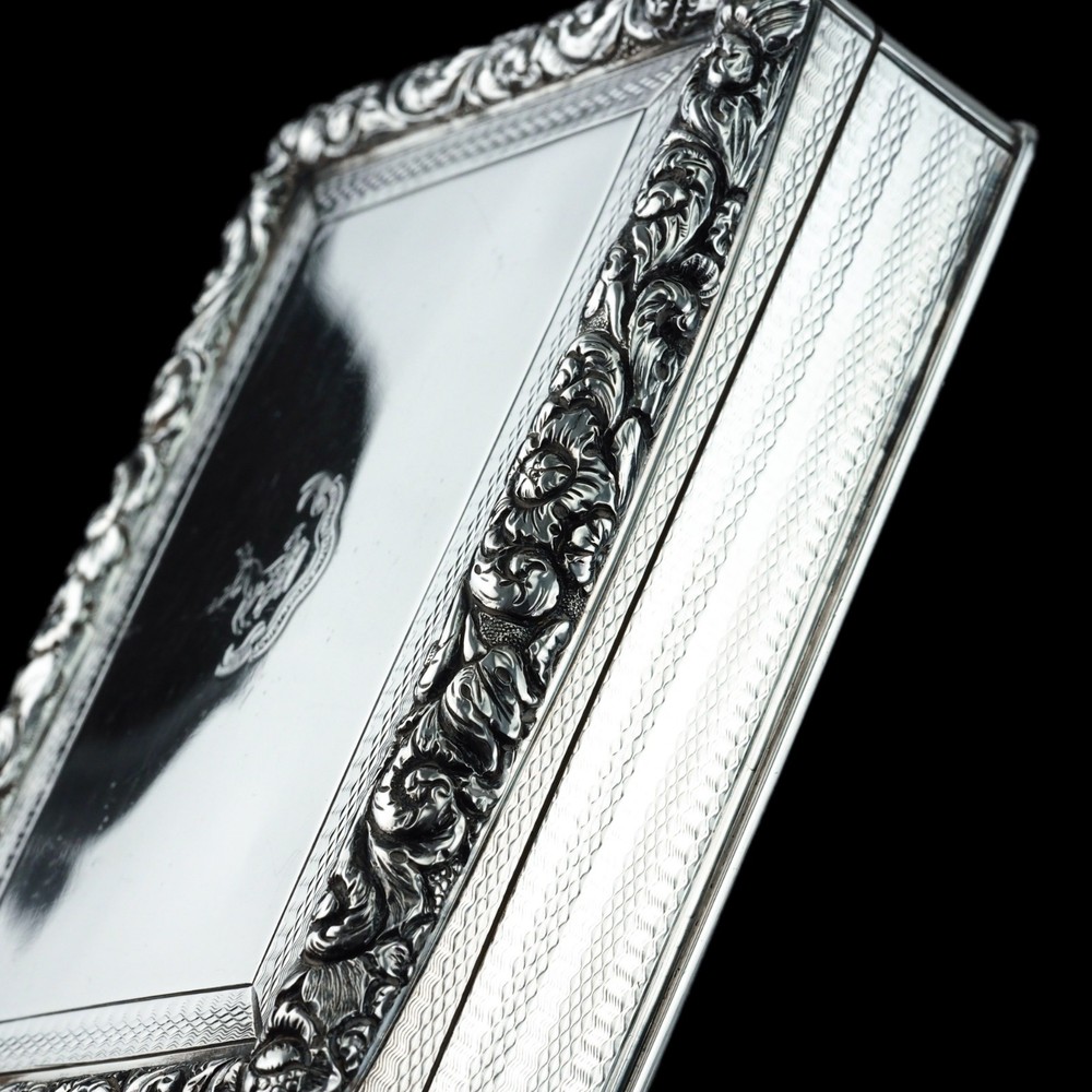 Antique Georgian Solid Silver Large Table Snuff Box - Joseph Willmore 1832