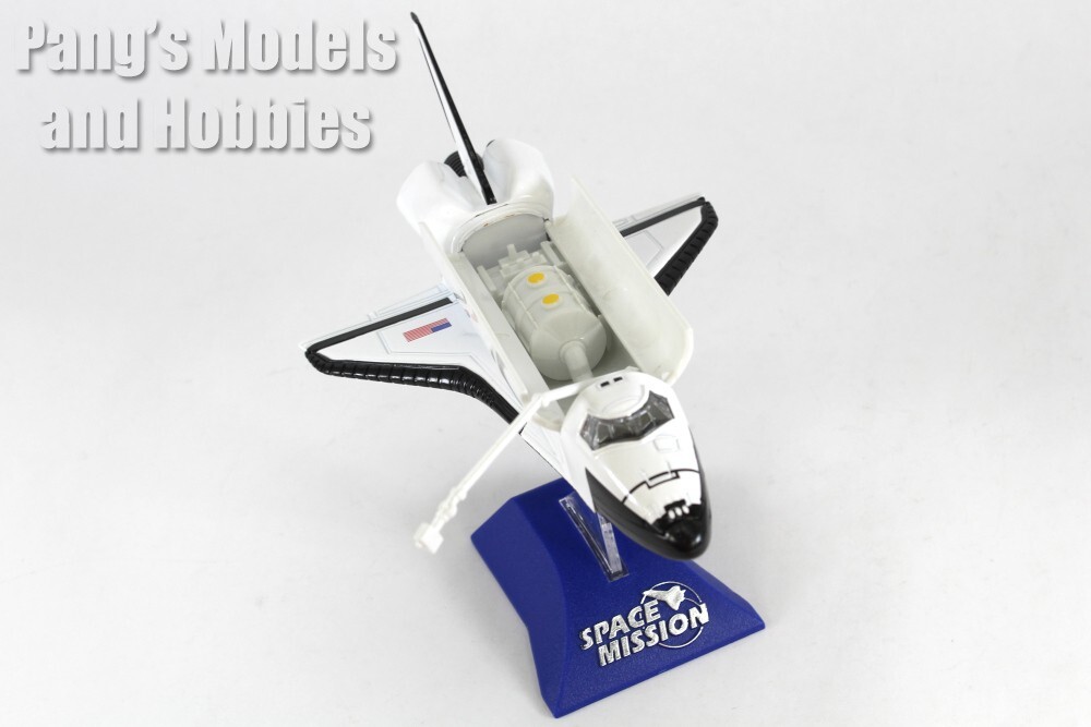 Space Shuttle - Astronauts and Display Stand 1/200 Scale Diecast & Plastic Model