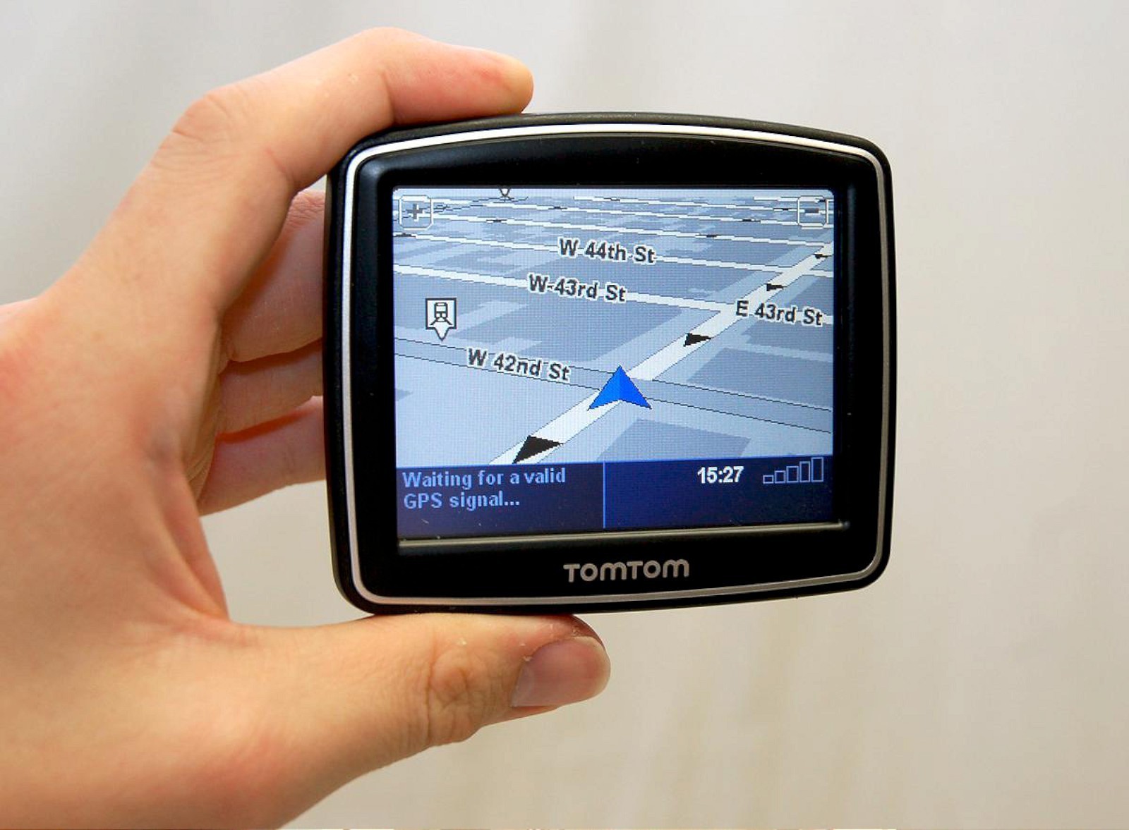 NEW TomTom ONE 130 S Car GPS Navigator Package Set 130s USA/Canada Maps BLACK