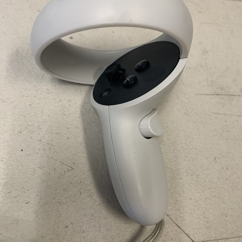 *FOR PARTS/REPAIR* Oculus Quest 2 LEFT Controller Only