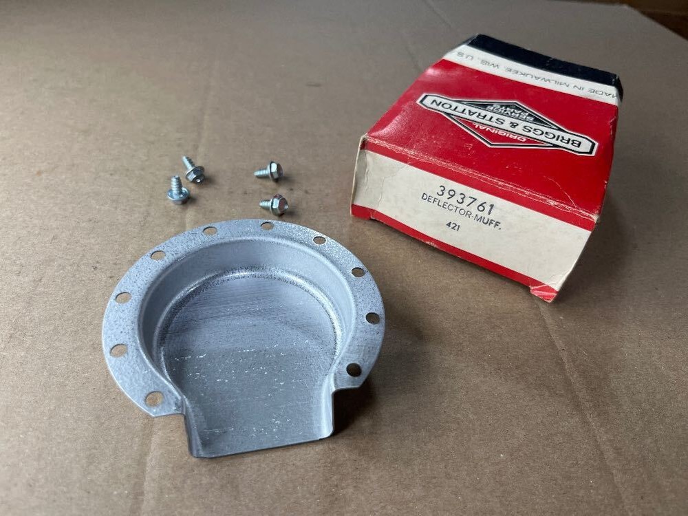 Briggs & Stratton 393761 DEFLECTOR-MUFFLER
