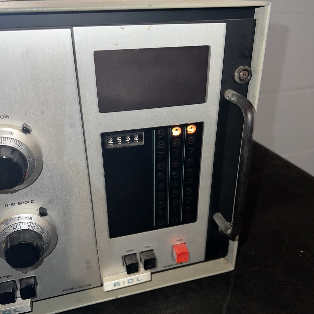 RIDL Radiation Instrument Development Laboratory Model 29-1 With Detector