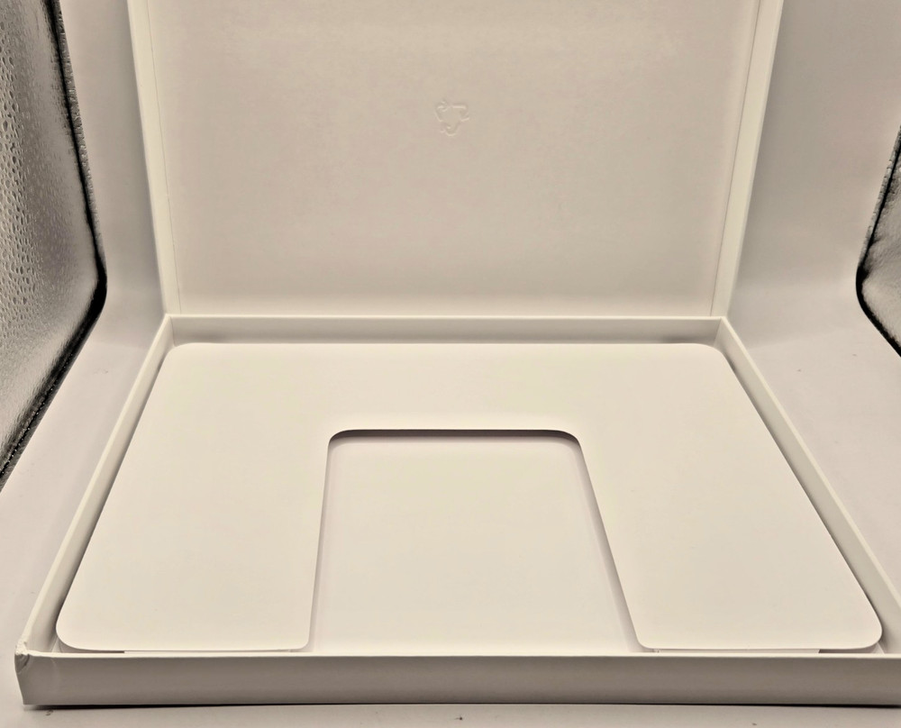 Apple iPad Magic Keyboard Black EMPTY BOX ONLY