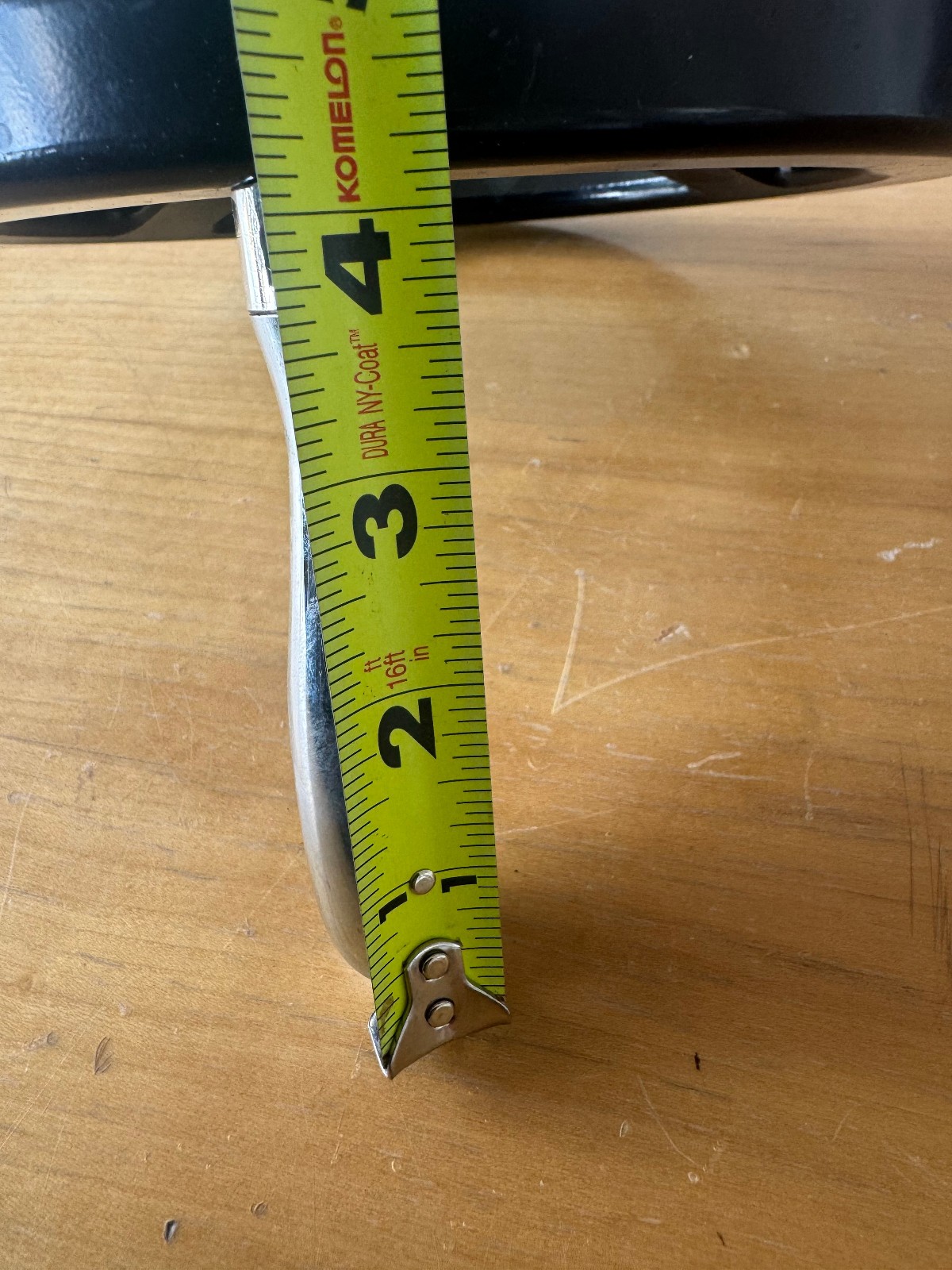 8" aluminum handwheel for 5/8" shaft, 4" swivel handle