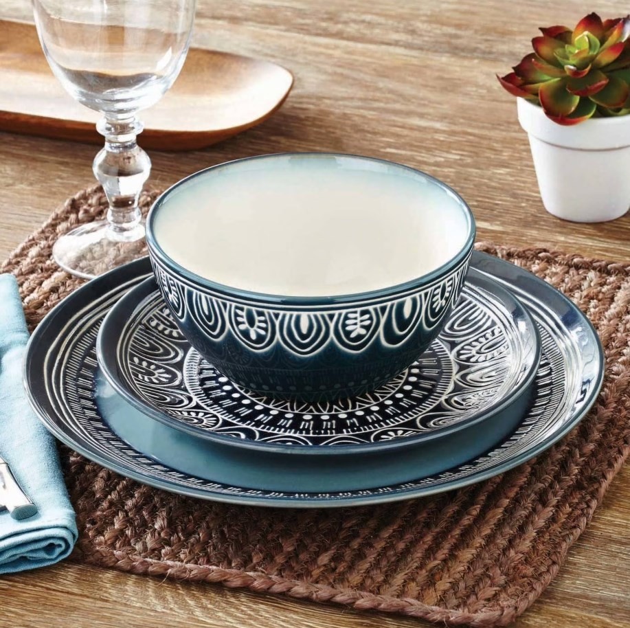 Teal Medallion 12-Piece Stoneware Dinnerware Set