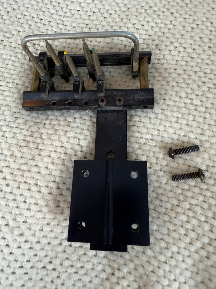 Accra 300 Dovetail Sight