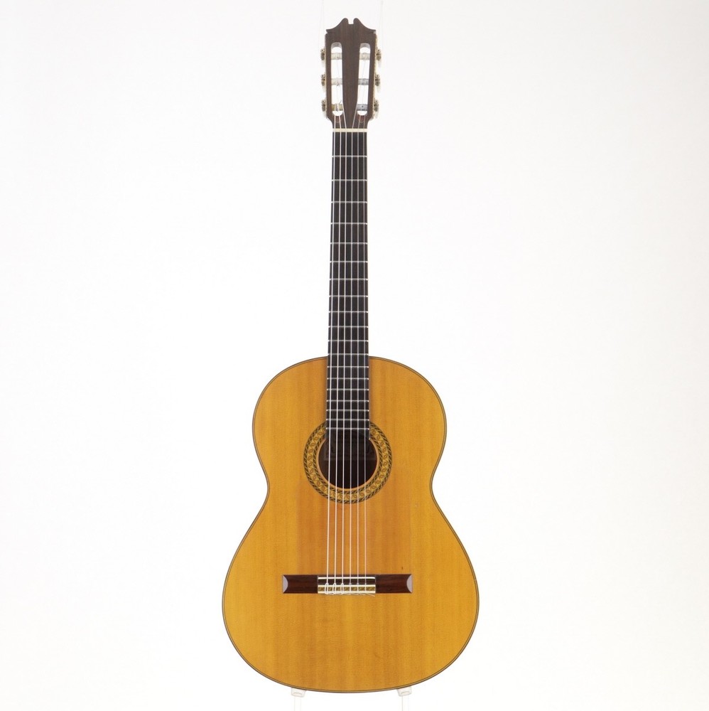 Seizi Inaba 1975 Classical Guitar with Case, Used