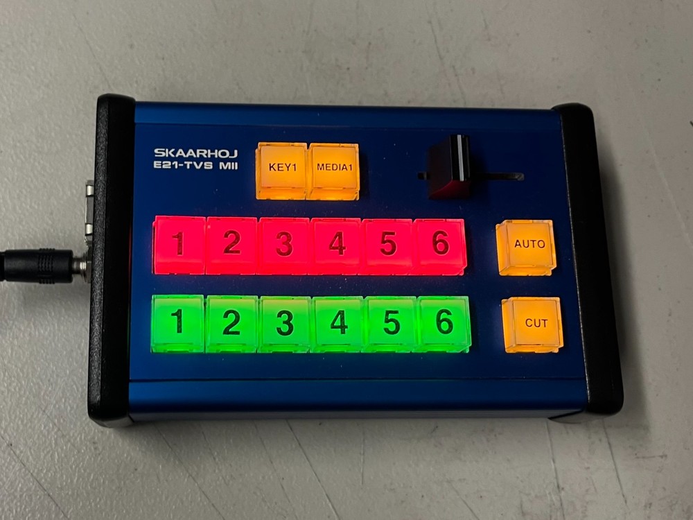 SKAARHOJ E21-TVS MII Pocket Controller + Power Supply
