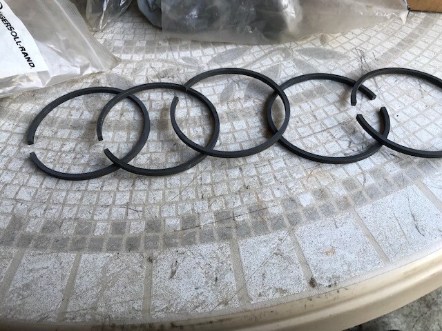 03722139 KIT OIL/COMP RING