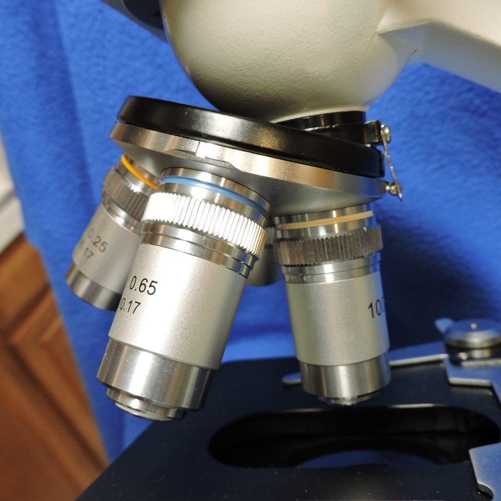 Omax Microscope G2018007467 Rotatable Head 4 Lens Missing Eyepieces