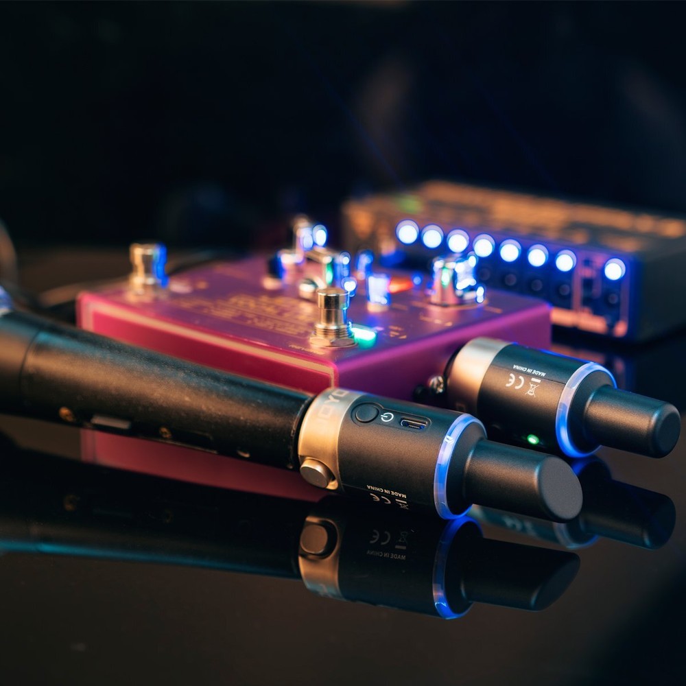 JOYO 5.8GHz Microphone Wireless System Transmitter & Receiver 4 Channels Dynamic