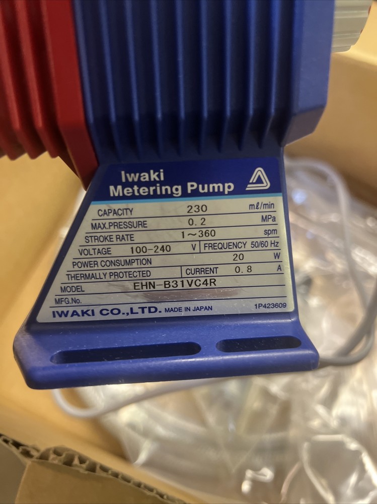 IWAKI EHN-B31VC4R Metering Pump