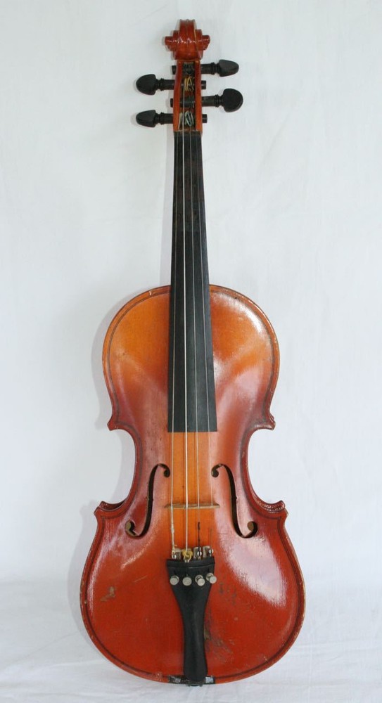 Antique WILHELM EBERLE E103 Violin. 1/2 size Modell Stradivarius Germany Cracked