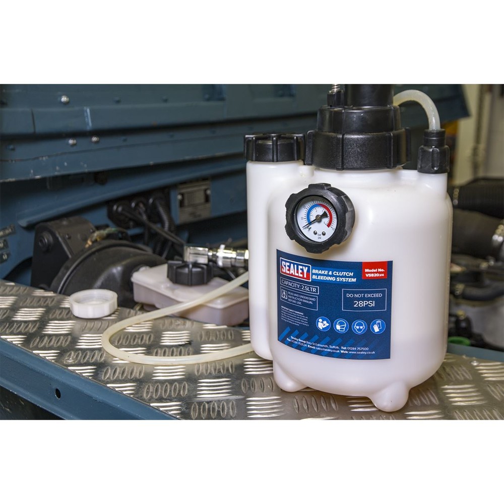 Sealey VS820 Brake & Clutch Bleeding System