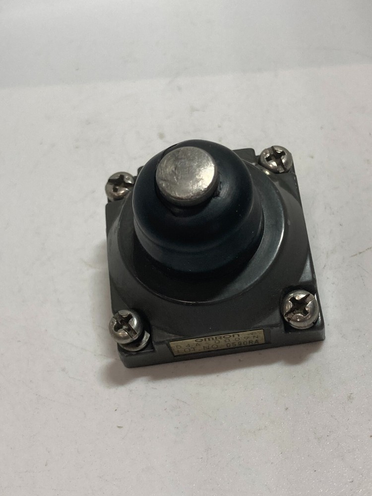 OMRON D4A-0009N LIMIT SWITCH OPERATING HEAD