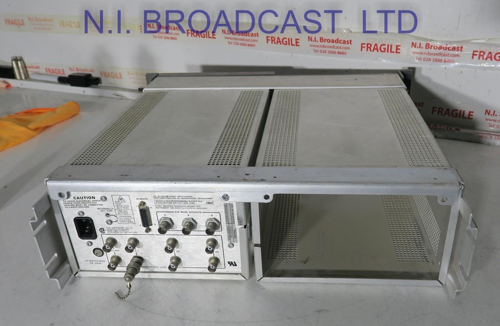 Tektronix wfm300 waveform vectorscope composite / component. excellent