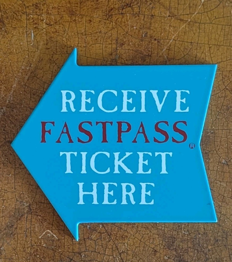 Rare Vintage Disneyland Park Used Splash Mountain Fast pass Sign + Signage