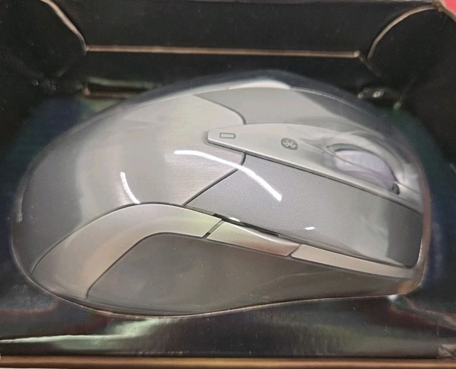 Microsoft Wireless Entertainment Desktop 8000 Keyboard BACKLIT COMBO Mouse NEW