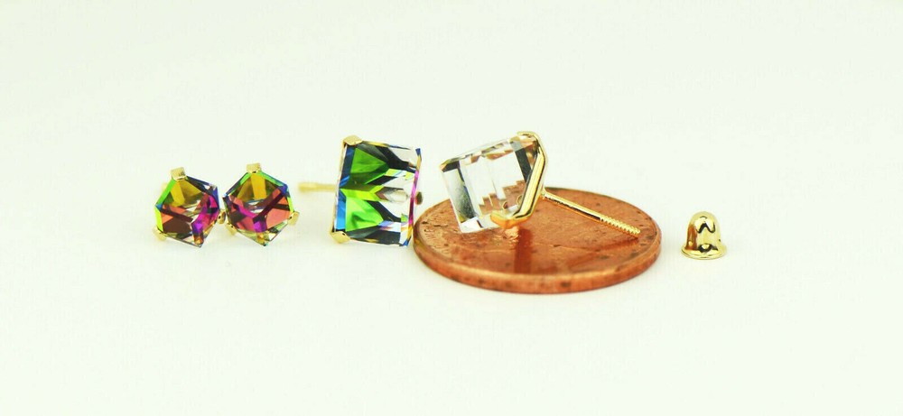 14k Yellow Gold Cube Tornasol Stud Earrings