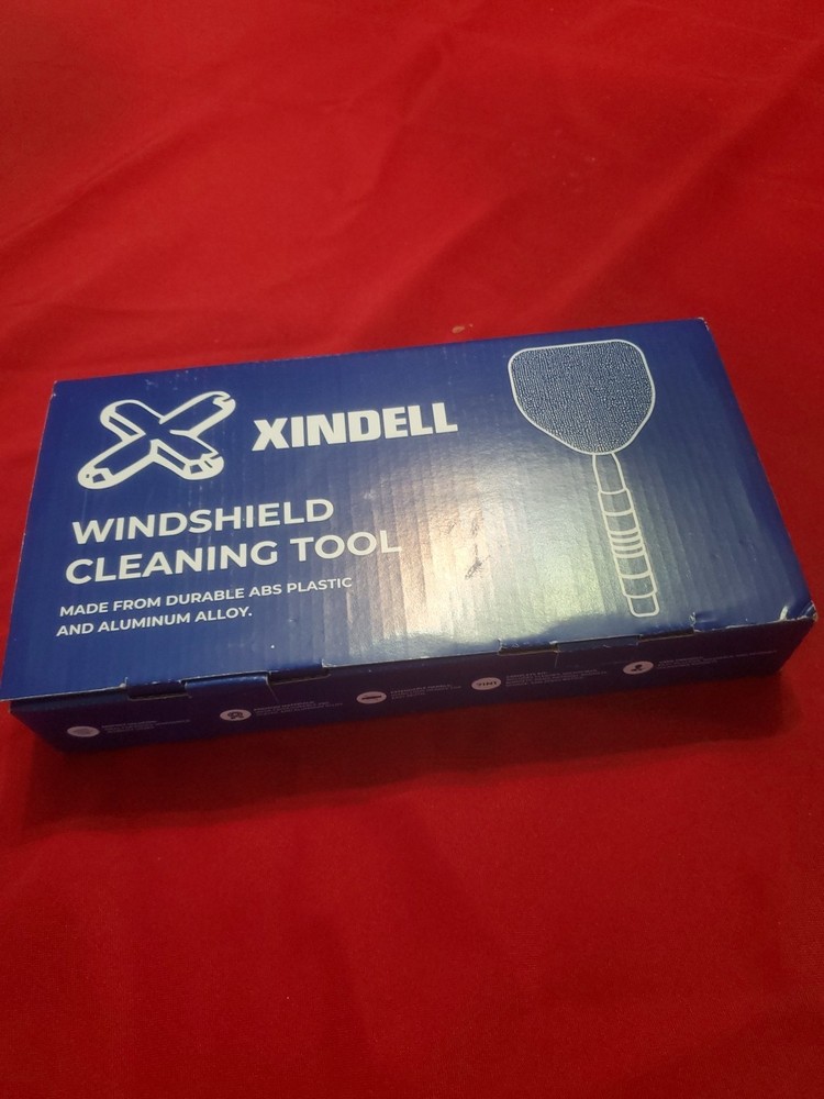 XINDELL Windshield Cleaning Tool