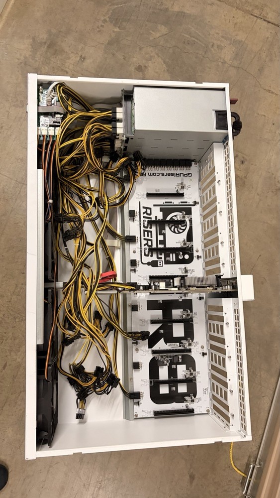 OCTOMINER X8 - 8 GPU Server Case - 3000W