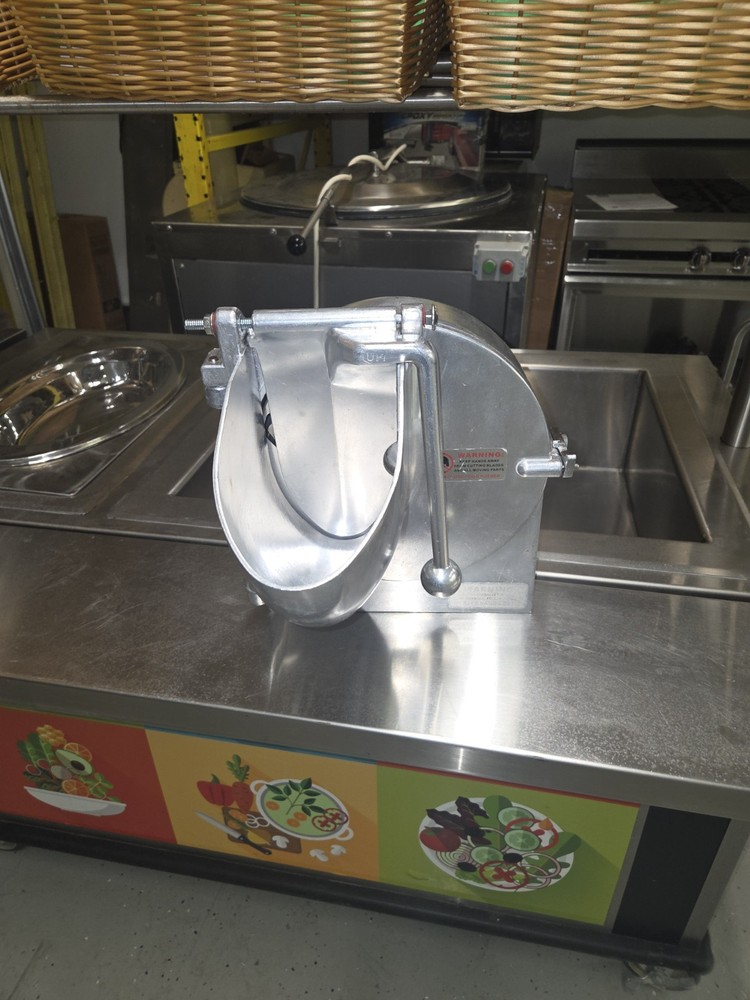 Pelican Head Slicer