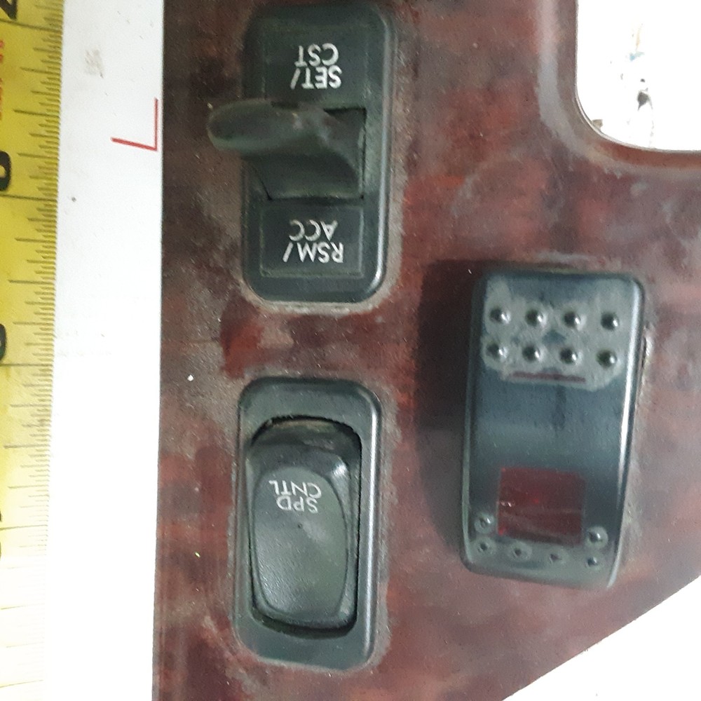 2017 Freightliner M2 dash cluster