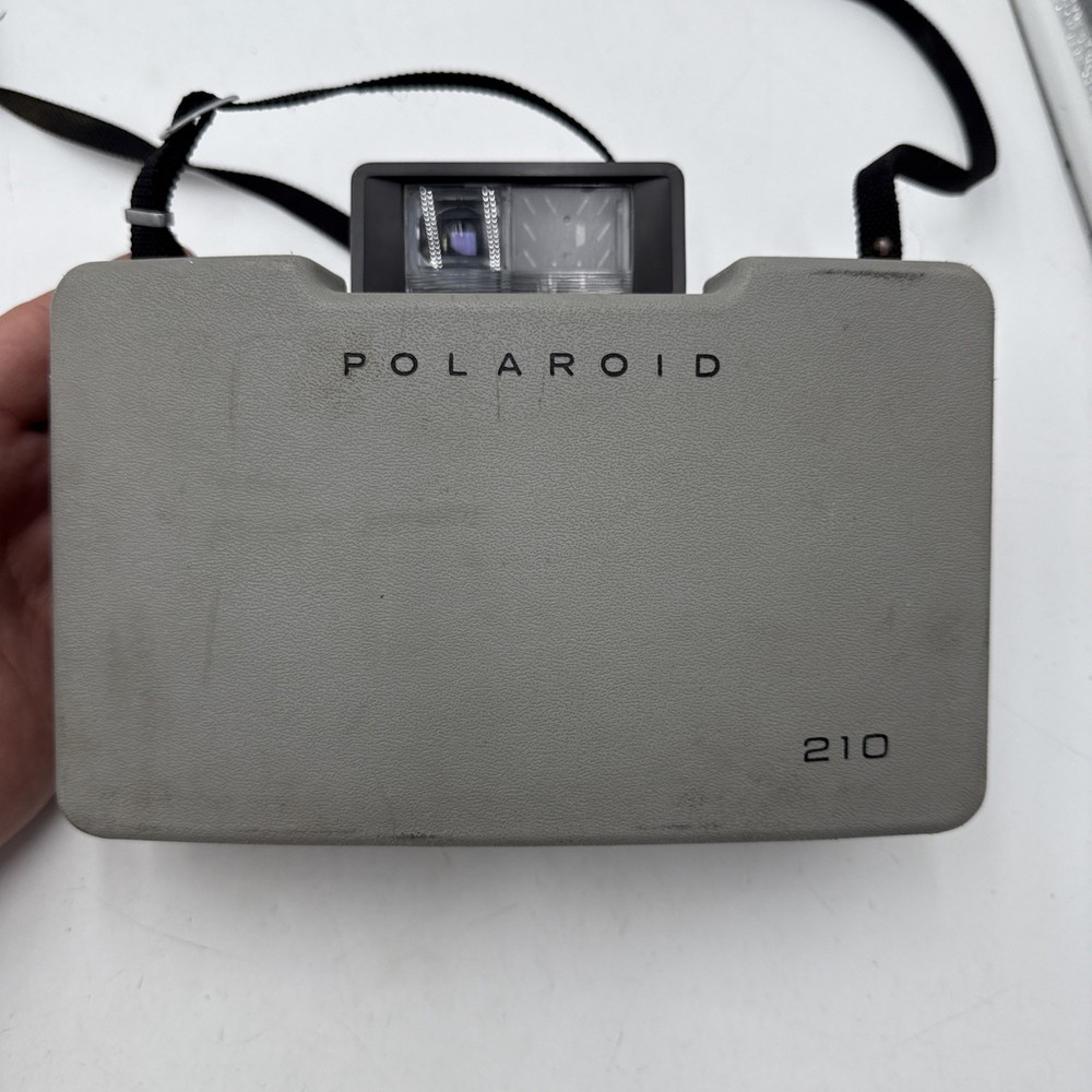 POLAROID AUTOMATIC LAND CAMERA 210 IN CASE WITH STRAP