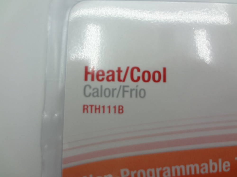 Honeywell Non-Programable Thermostat RTH111B NOS