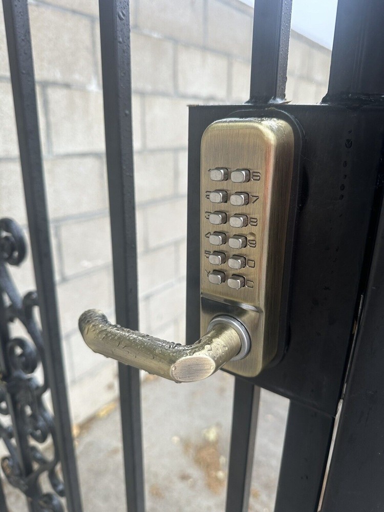 Keyless Double Side Entry Gate Door Lock Mechanical Code Combination Fence Lock