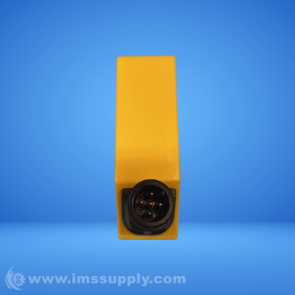 Banner Engineering Corp. Q50BPQ Displacement Sensor USIP