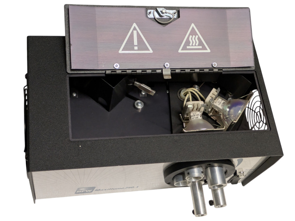 BFW-MAXILLUME 250-1 FIBER OPTIC LIGHT SOURCE/ILLUMINATOR