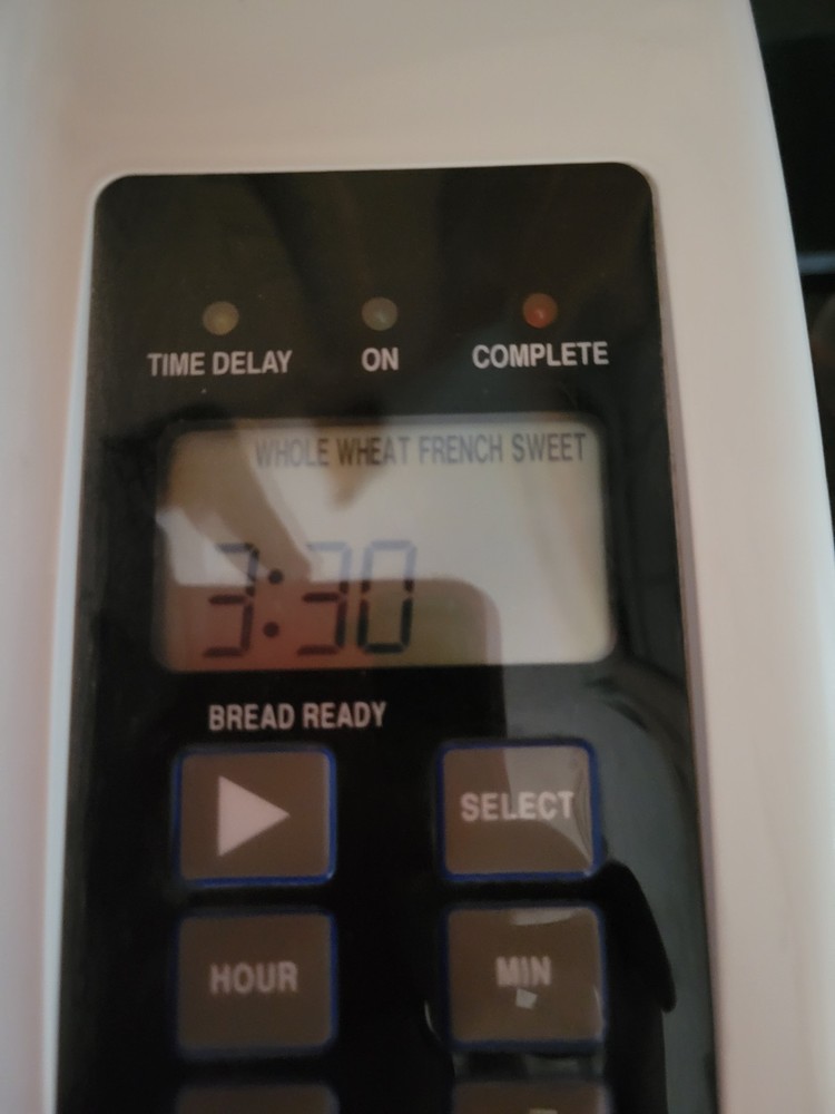 Oster Automatic Bread Maker 2 Lbs Loaf Model 4839 Works Great