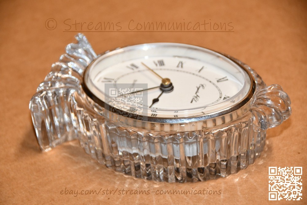 Quartz Crystal Small Desk Clock