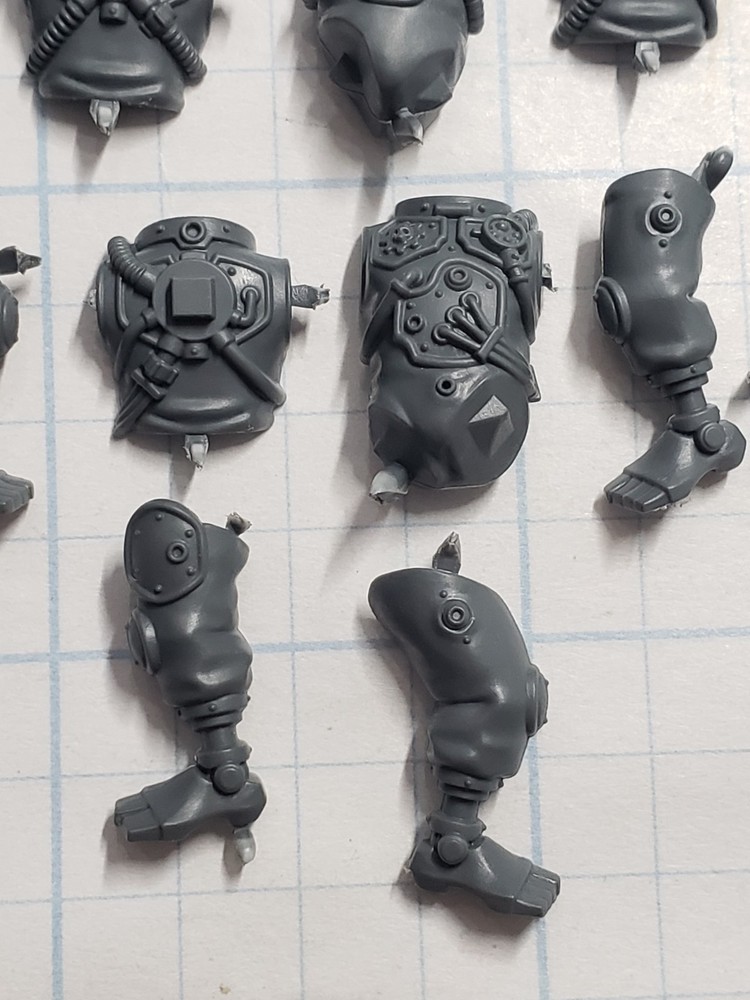 40k Adeptus Mechanicus Bits Battleclade Servitor Bionic Torso Legs x3 Set