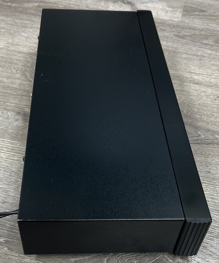 ROTEL RQ-970BX Phono Equalizer RQ-970BX