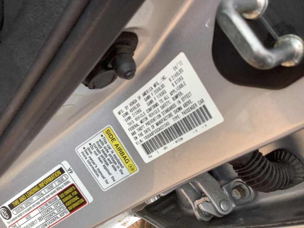 TL 2012 Glove Box 4724432