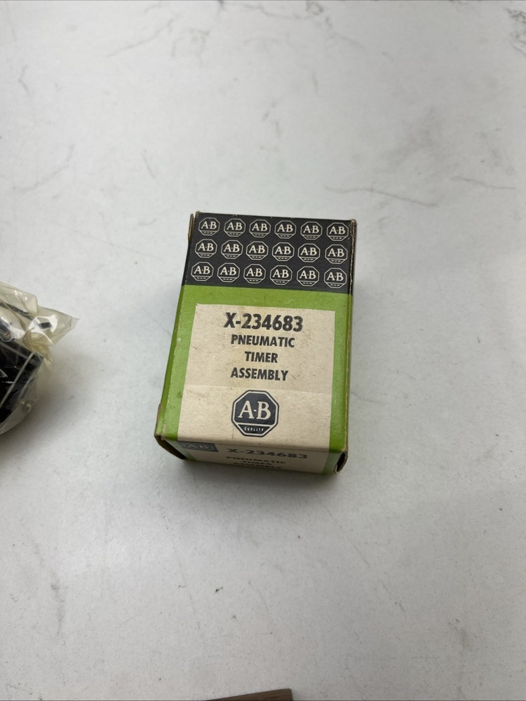 X-234683 Allen Bradley puematic timer