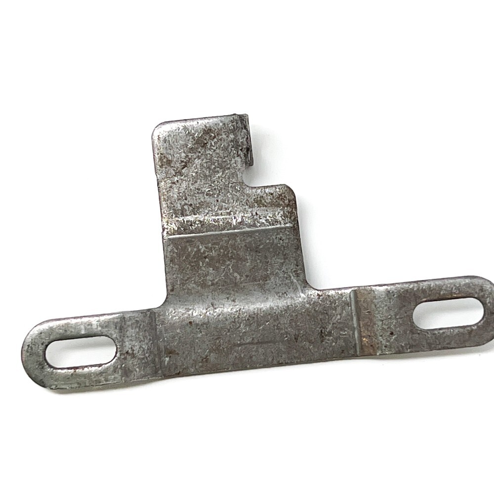 Genuine Cummins 3072395 Engine Bracket NOS