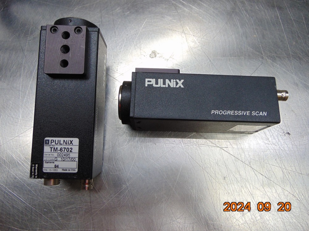 (1) PULNIX TM-6702 PROGRESSIVE SCAN FULL FRAME SHUTTER CAMERA