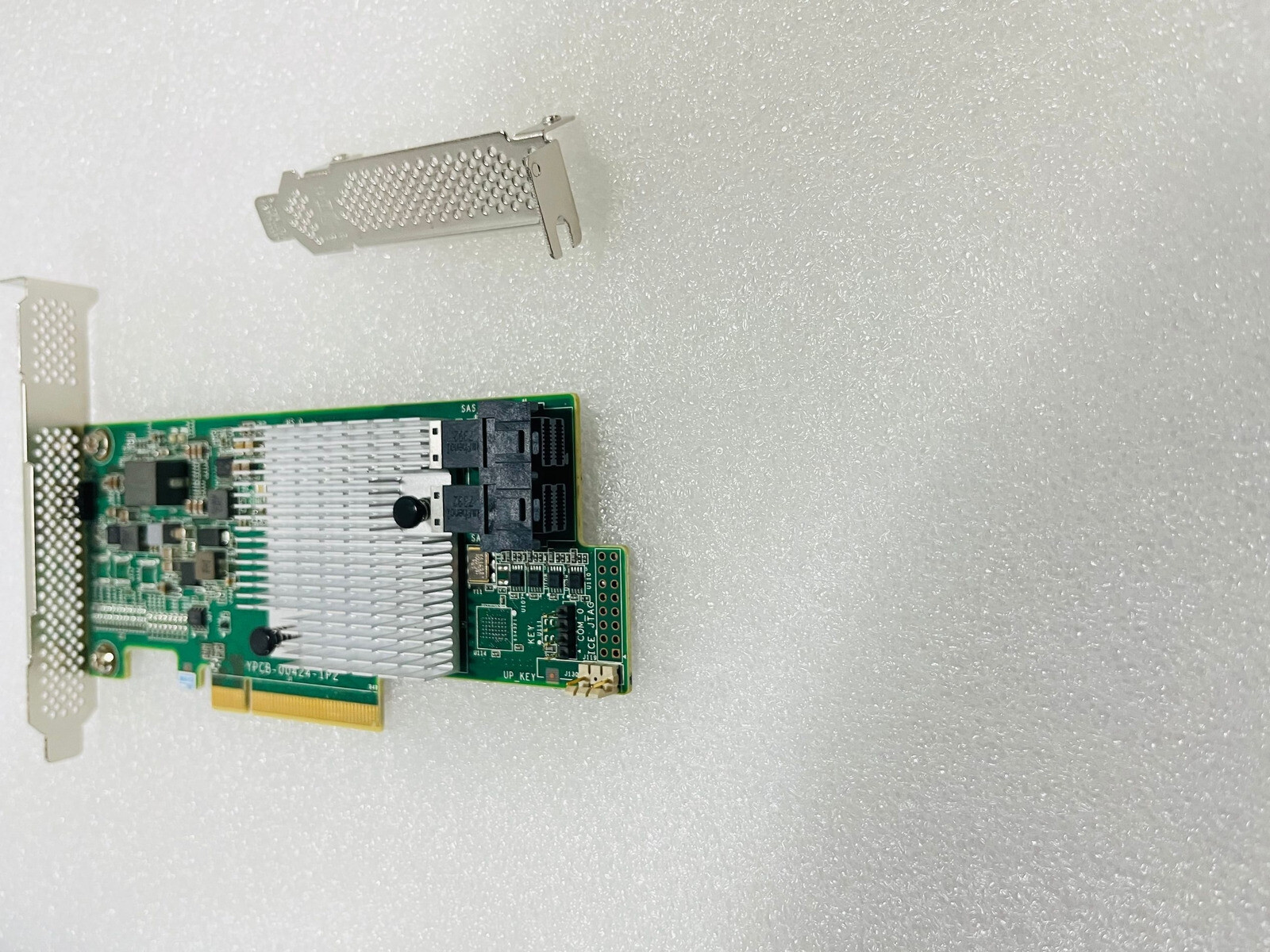 9300-8i LSI SAS3008 8-Port 12Gb PCIe IT mode ZFS FreeNAS unRAID US