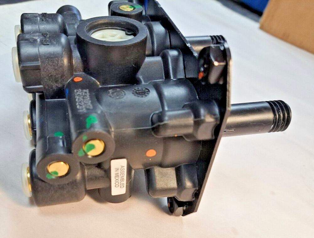 BENDIX MV-3 DASH VALVE - K173628