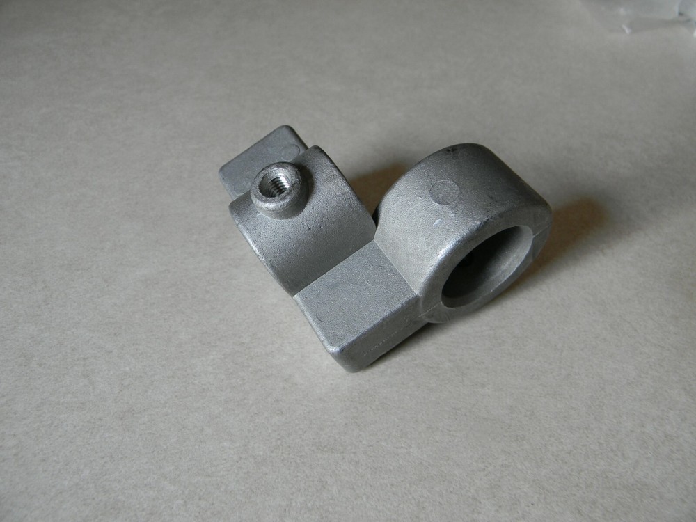Jet upper support  bracket post 150005A