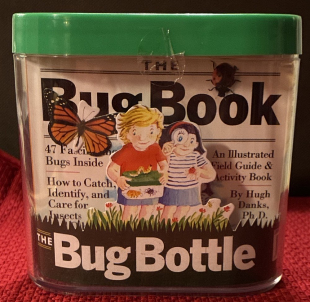 Workman Publishing Bug Book & Bug Bottle Kit with Magnifier & Chart
