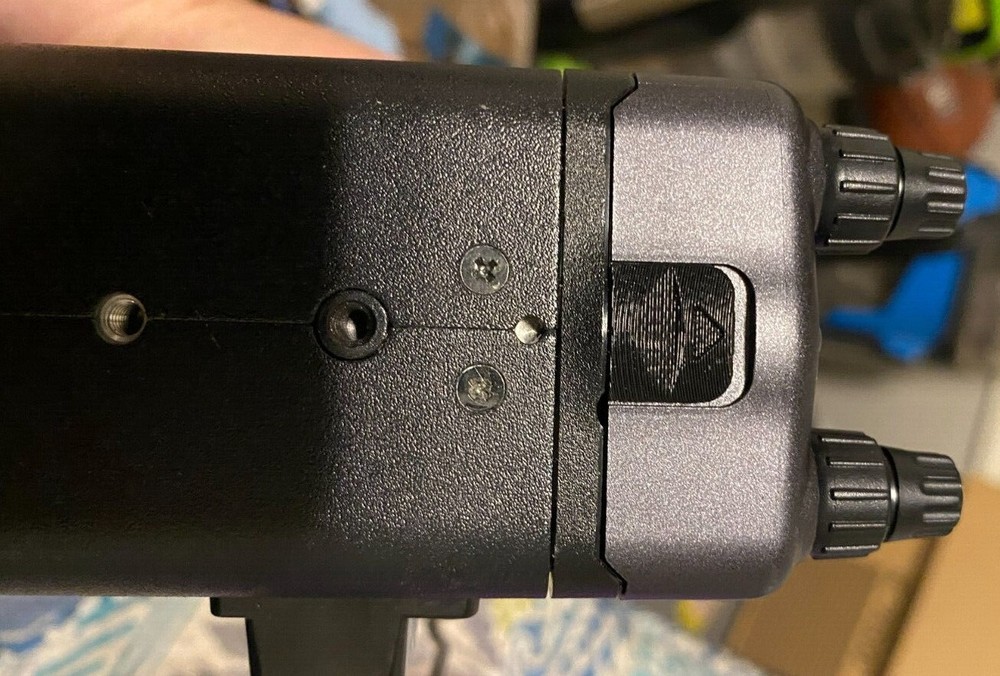 3D Printed Front Release Latch Slider Button for ICOM IC-7000 Transceiver