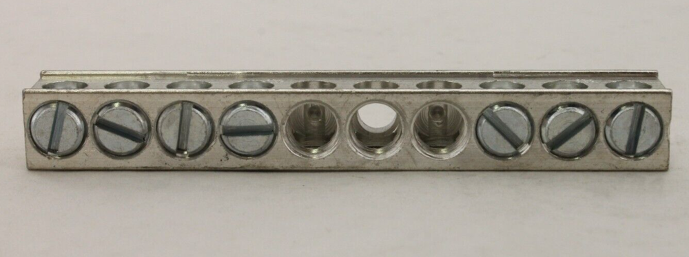 Eaton DS100GK Ground Lug Kit