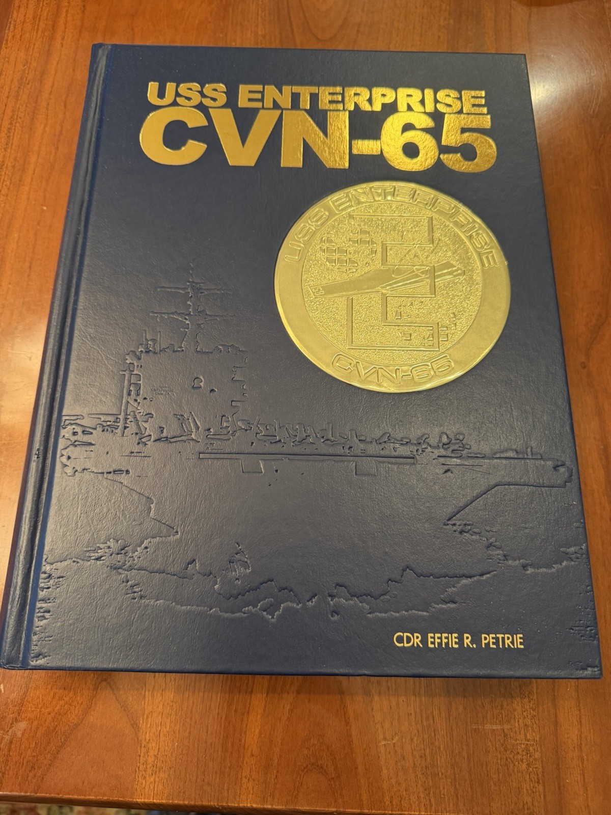 ☆ USS ENTERPRISE CVN-65 WORLD DEPLOYMENT CRUISE BOOK YEAR LOG 2011 NAVY ☆