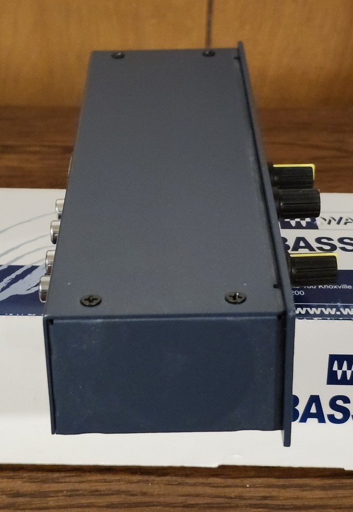 Rare Waves Maxxbass 102 Hardware Low Frequency Stereo Processor Tested EUC W/box